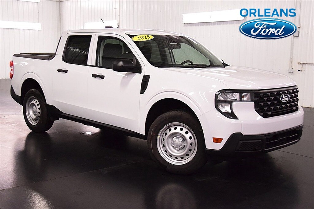 New 2025 Ford Maverick XL TRUCK