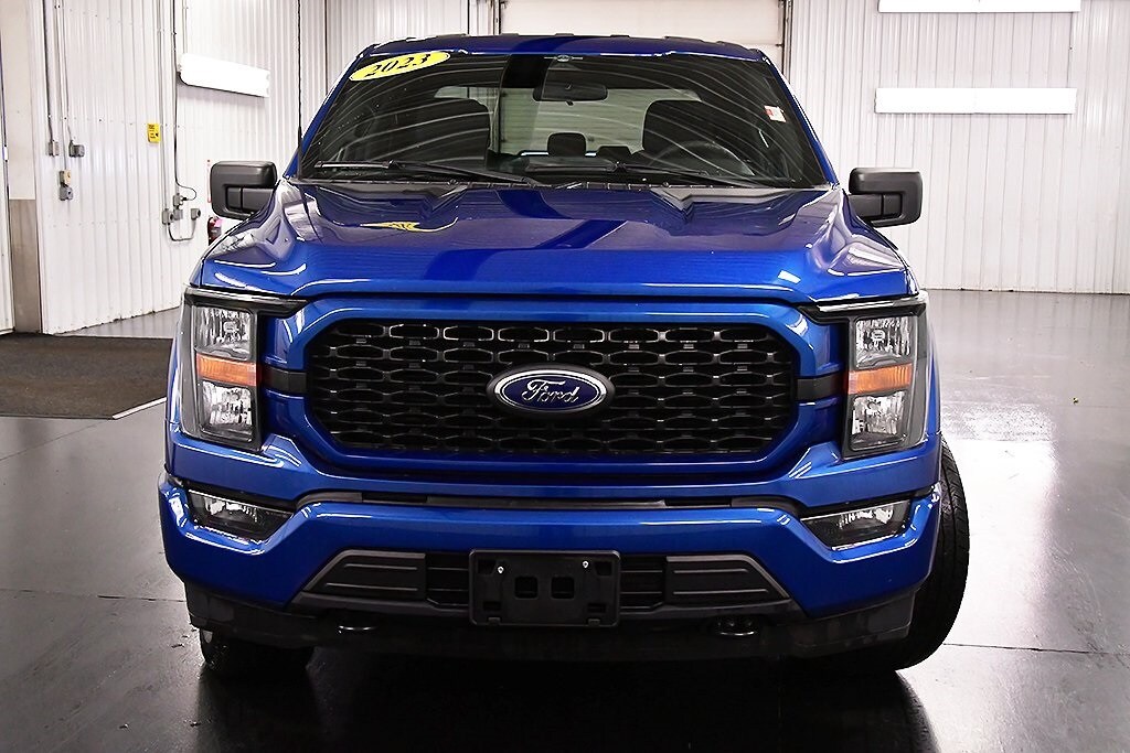 2023 Ford F-150 XL STX photo 2