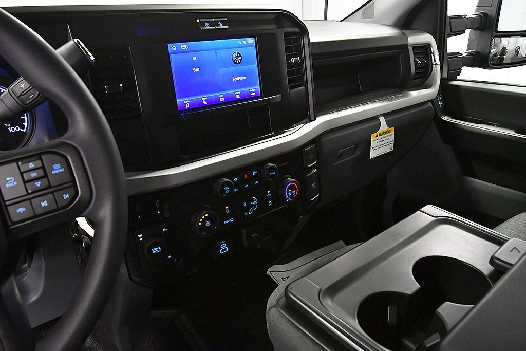 2026 Ford F-350 Super Duty XL - Photo 23