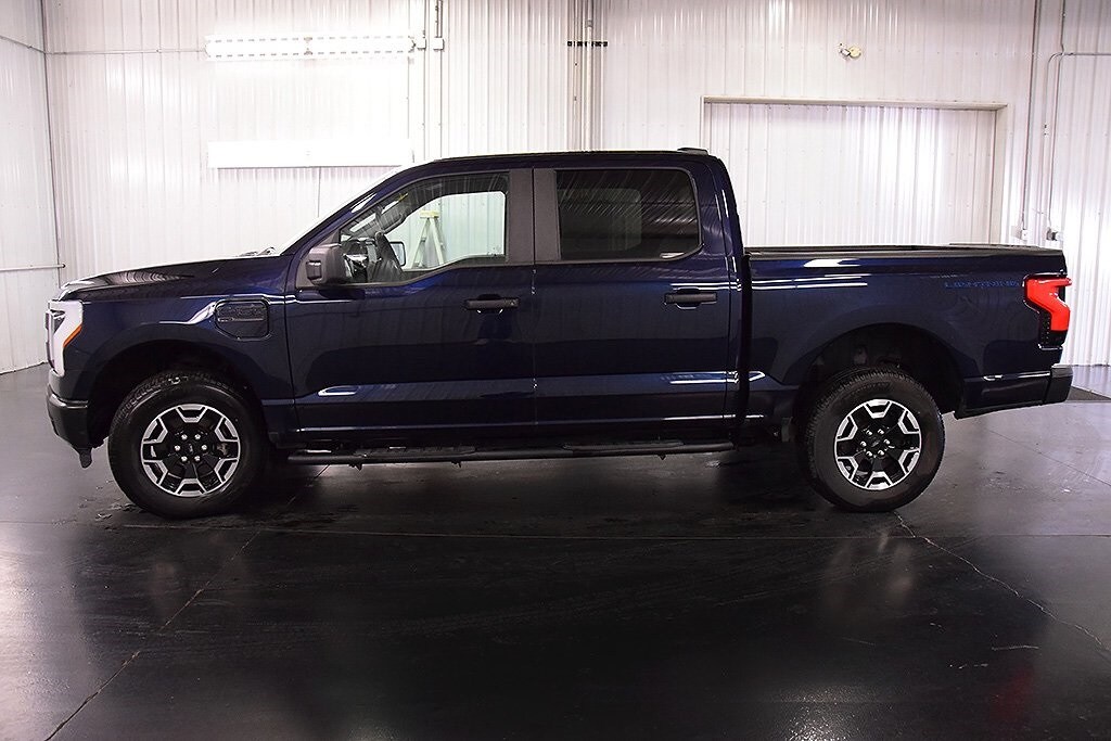 2023 Ford F-150 Lightning photo 4