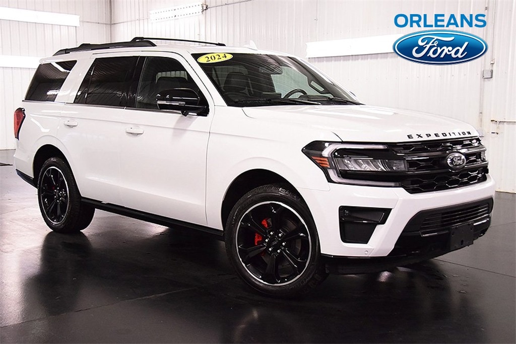 2024 Ford Expedition Limited's photo