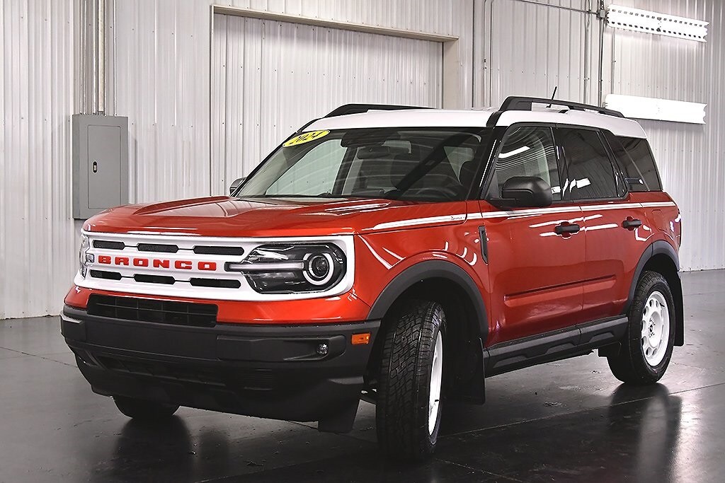 2024 Ford Bronco Sport Heritage photo 2