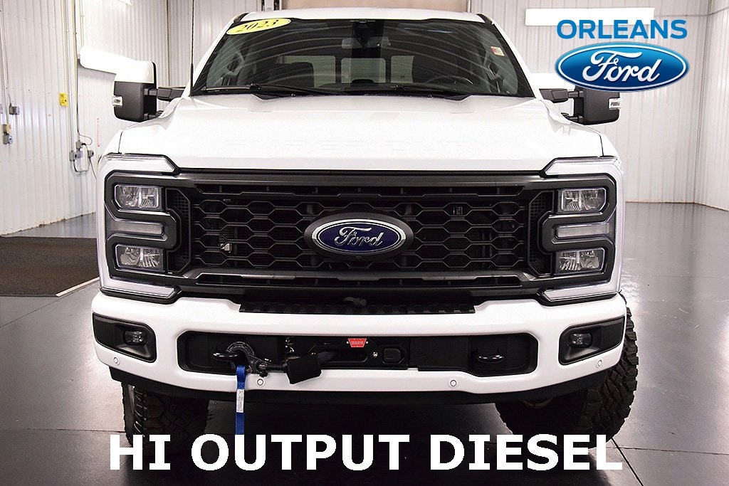 Used 2023 Ford F-250 Super Duty Lariat with VIN 1FT8W2BM1PEC98035 for sale in Medina, NY