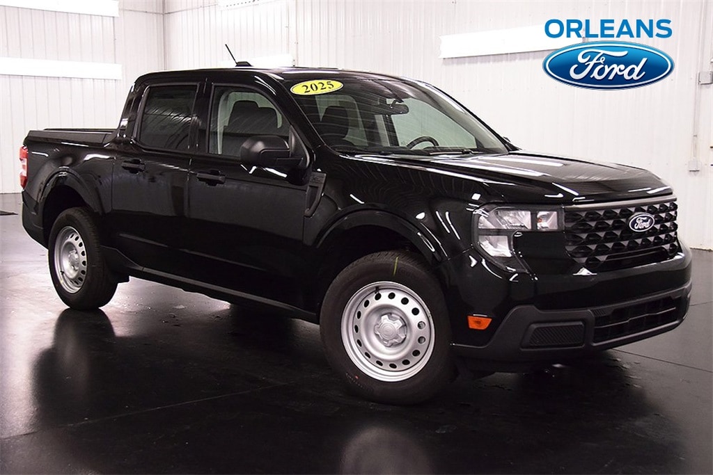 2025 Ford Maverick XL's photo