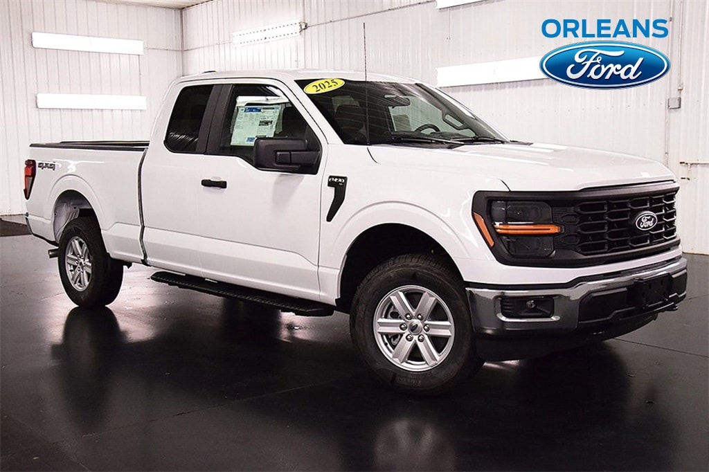 2025 Ford F-150 XL's photo