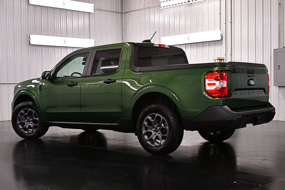 2025 Ford Maverick XLT photo 3