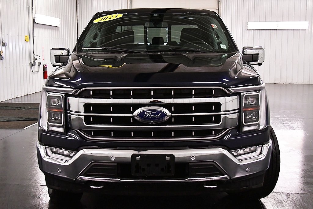 2023 Ford F-150 Lariat photo 2
