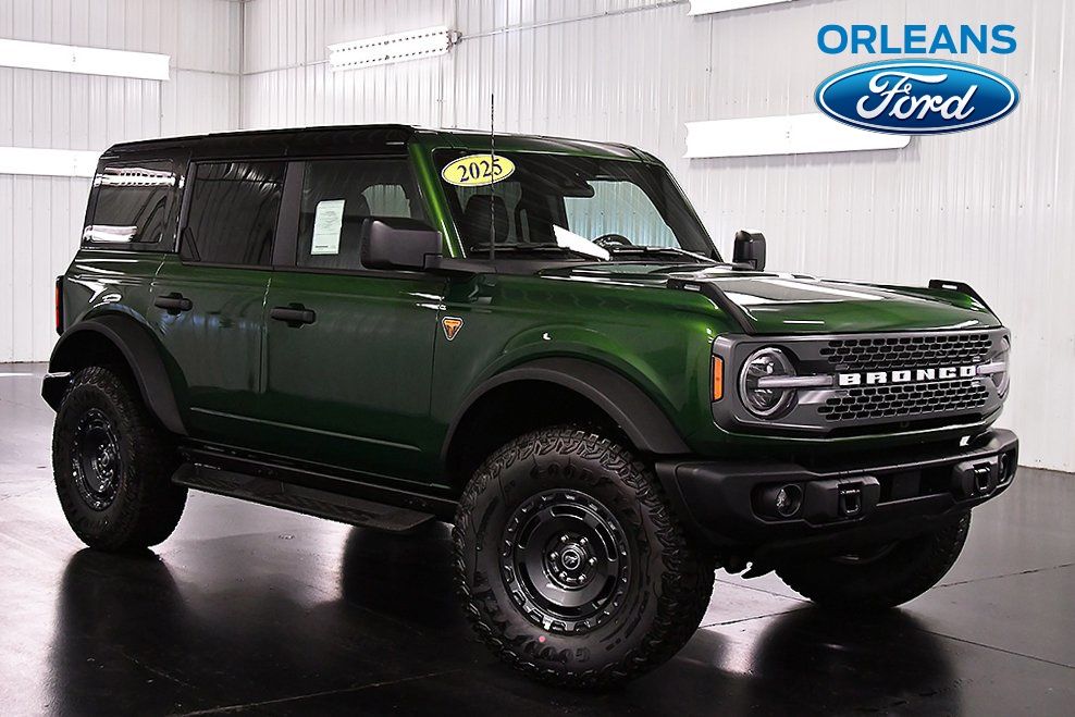 2025 Ford Bronco Badlands 4x4's photo
