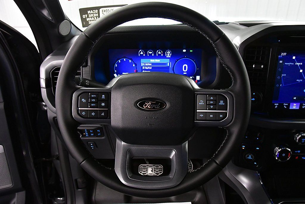 2025 Ford F-150 XLT - Photo 21
