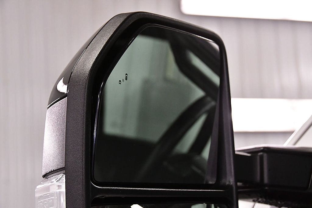 2025 Ford F-250 Super Duty Platinum - Photo 15
