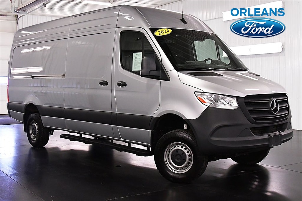 2024 Mercedes-Benz Sprinter Cargo Van