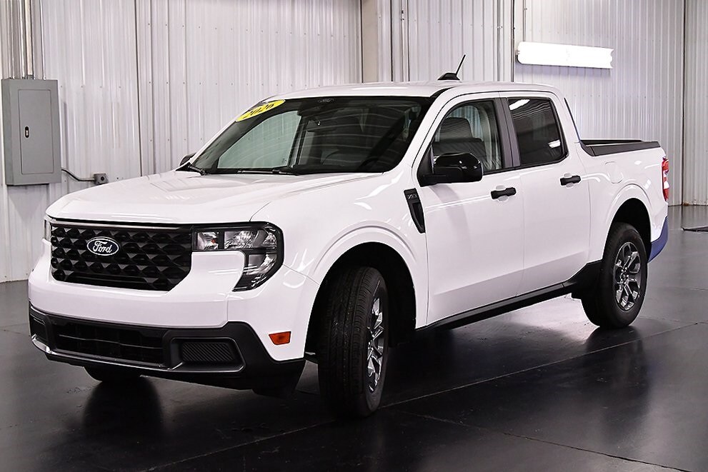 2026 Ford Maverick XLT photo 3