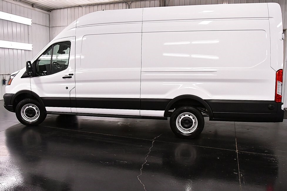 2025 Ford Transit photo 4