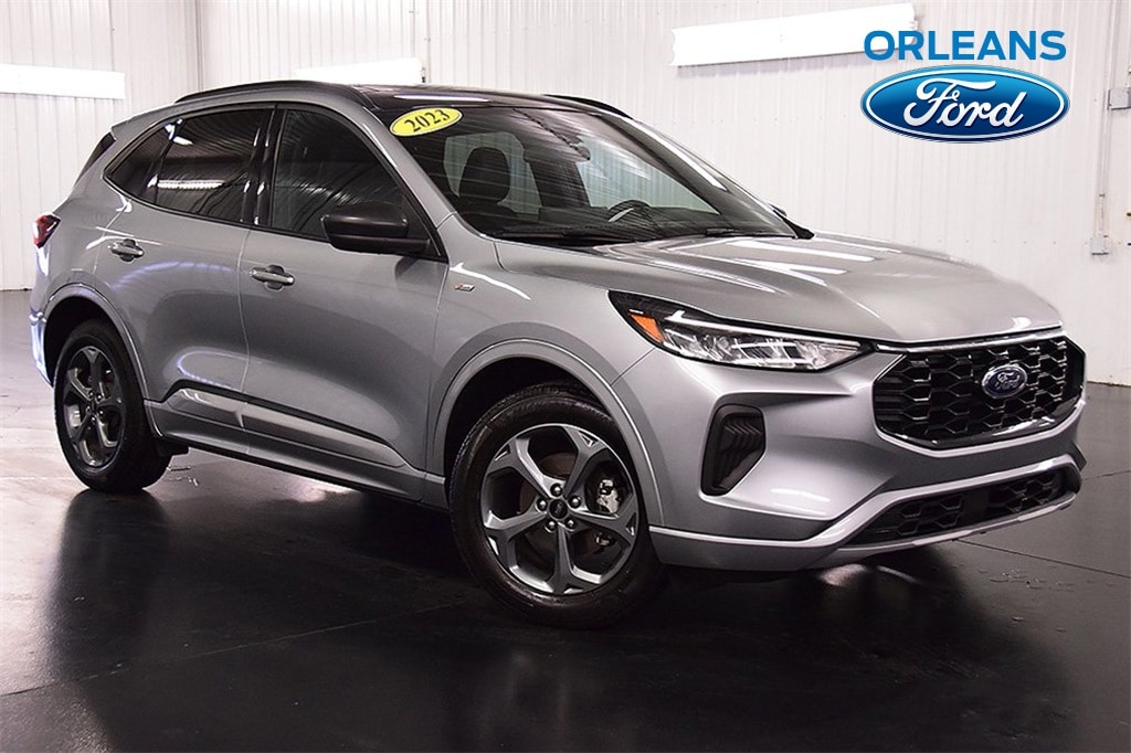 2023 Ford Escape ST-Line's photo