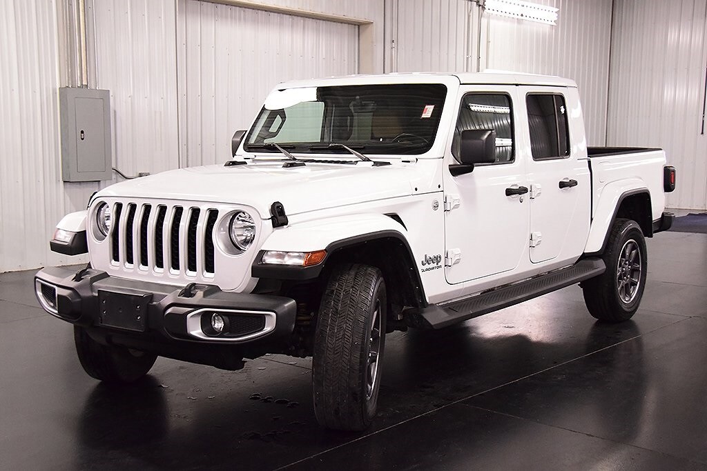2022 Jeep Gladiator Overland photo 3