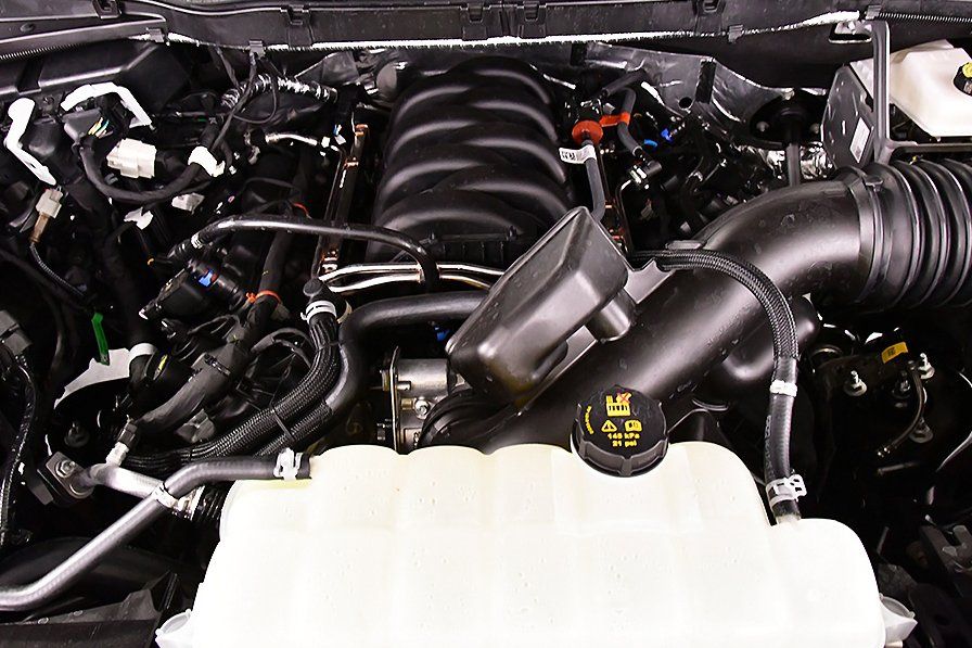 2025 Ford F-150 XLT - Photo 40
