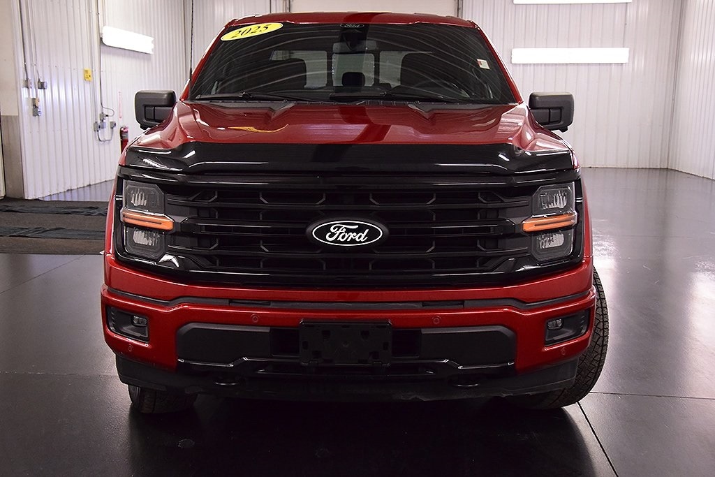 2025 Ford F-150 XLT photo 2