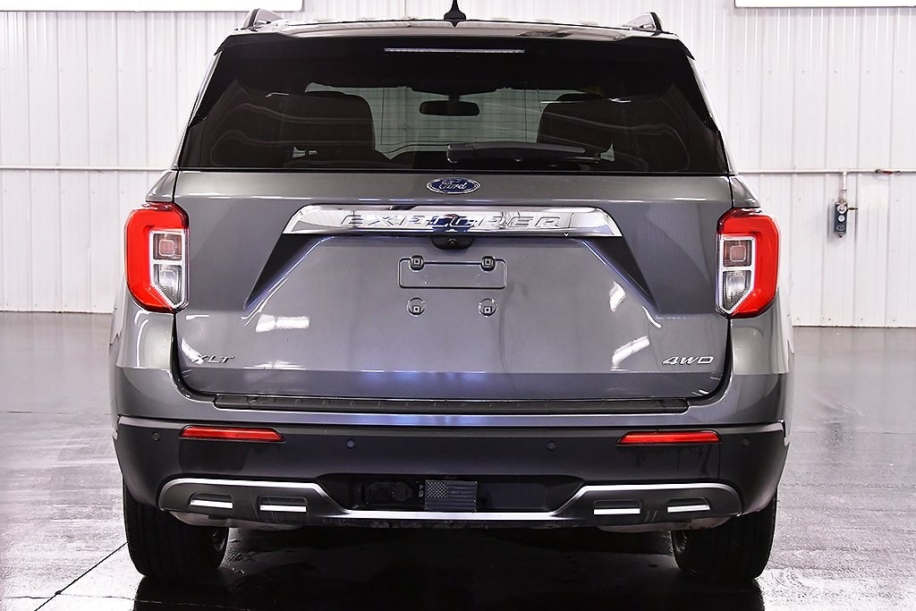 2023 Ford Explorer XLT photo 4