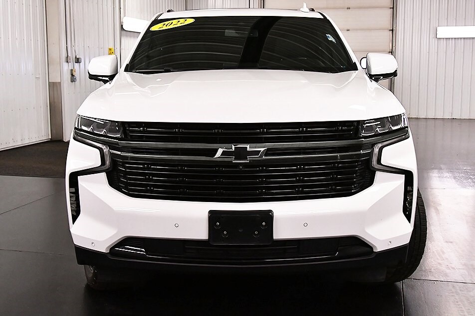 2022 Chevrolet Tahoe RST photo 2