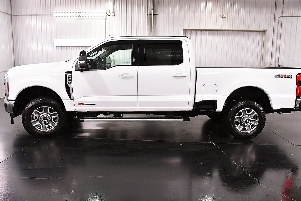 2024 Ford F-250 photo 3
