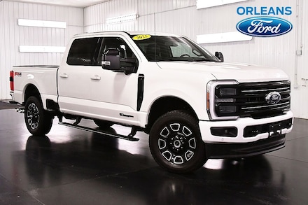 2025 Ford F-250SD Platinum 6-3/4 Box Truck