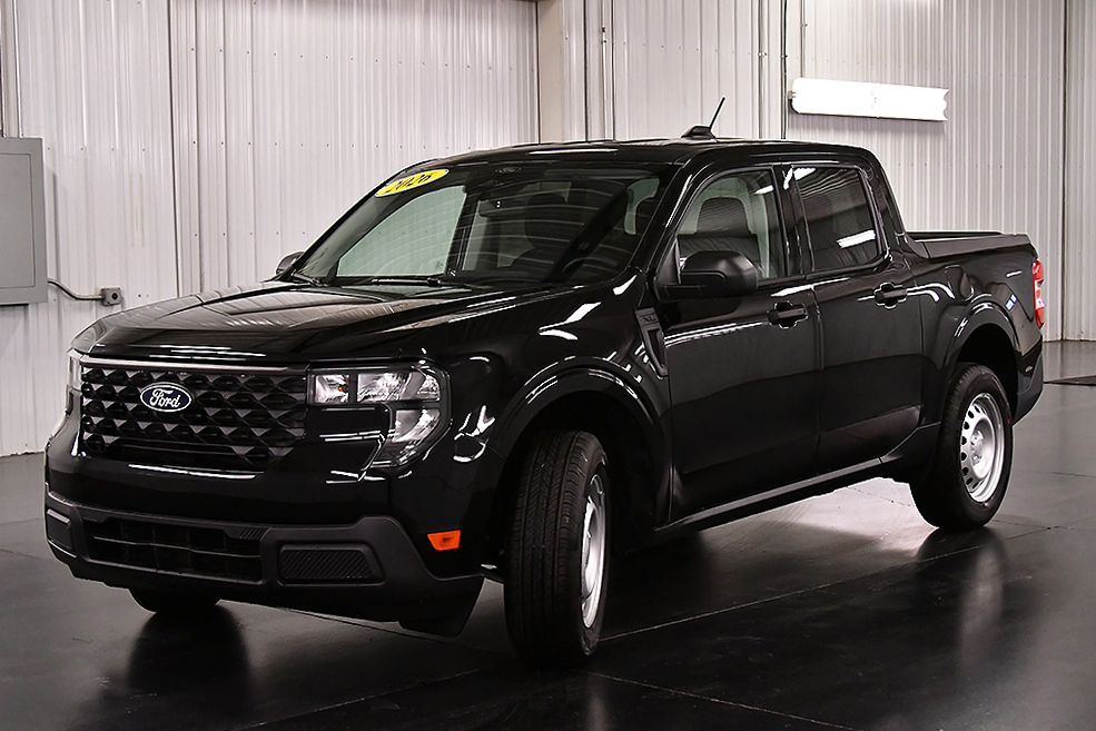 2026 Ford Maverick XL photo 3