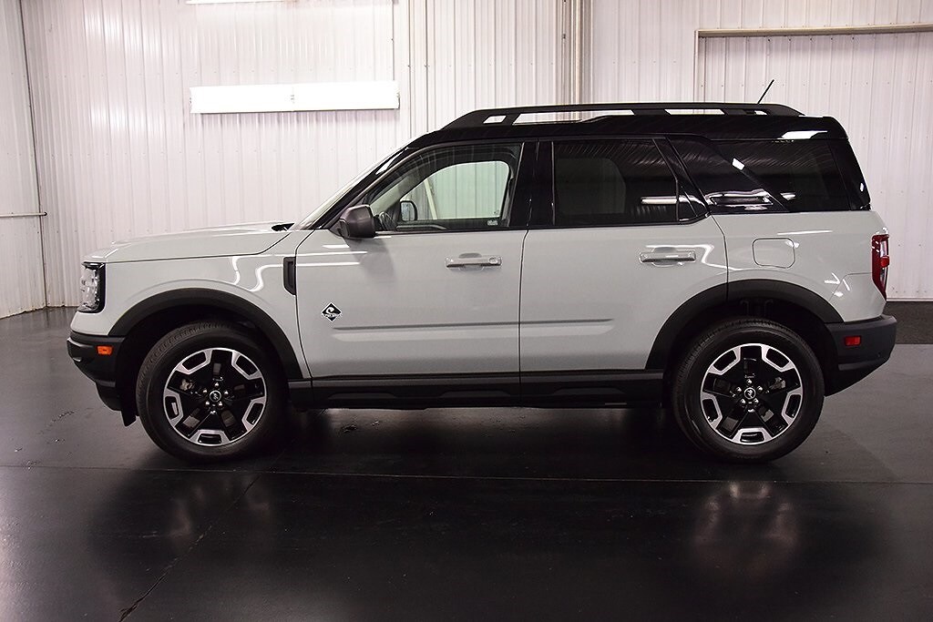 2022 Ford Bronco Sport Outer Banks photo 4
