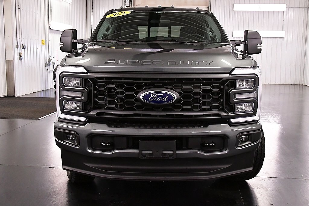 2026 Ford F-250 photo 2