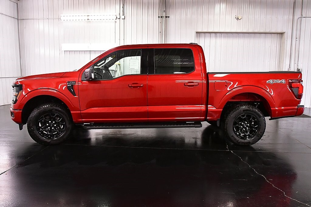 2025 Ford F-150 XLT photo 4