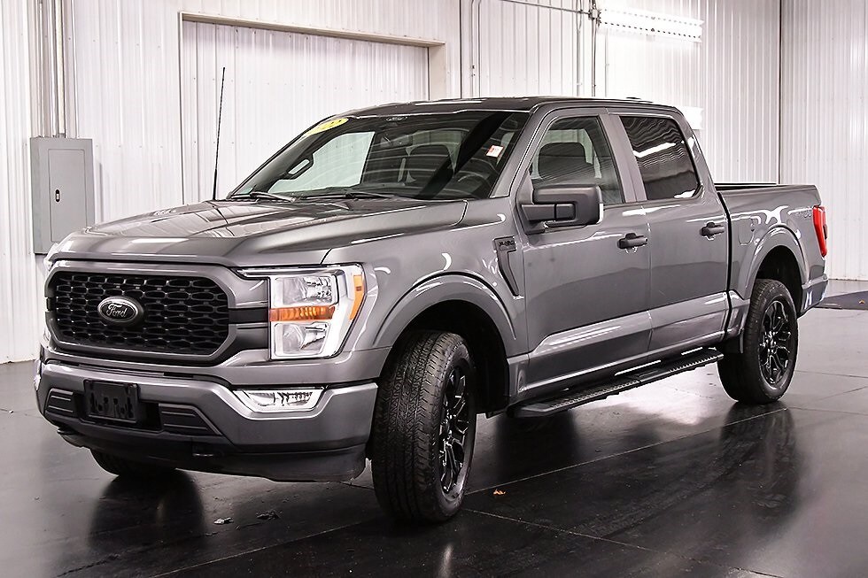 2022 Ford F-150 XL STX photo 3