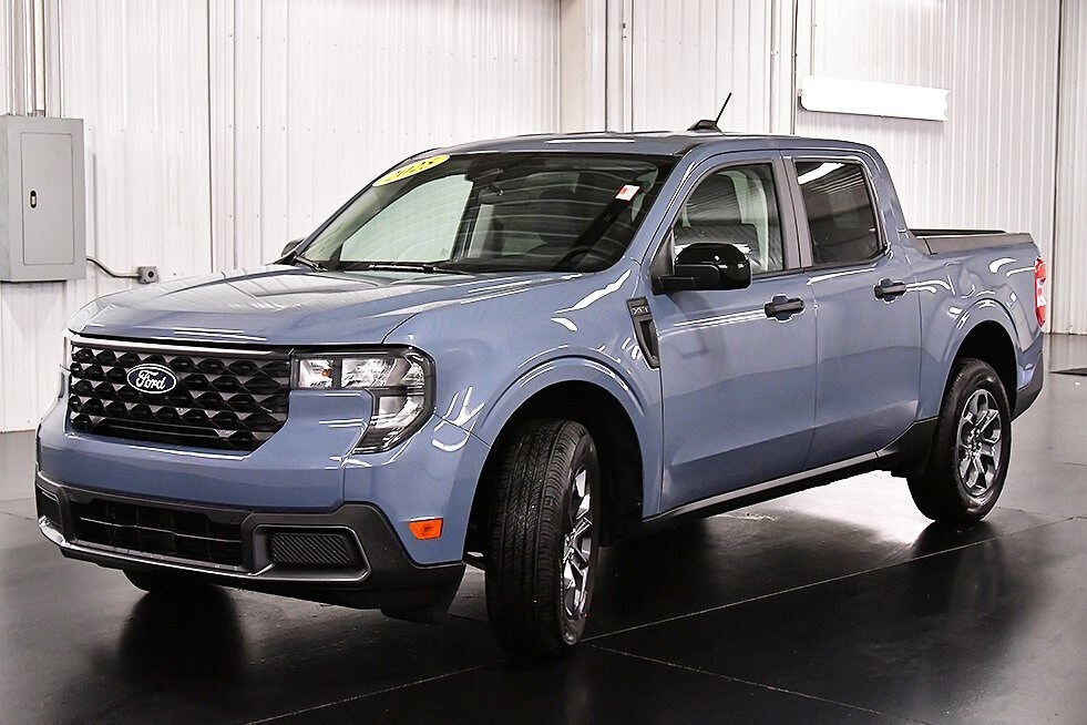 2025 Ford Maverick XLT photo 3