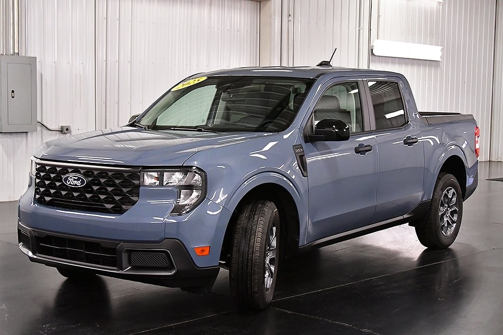 New 2025 Ford Maverick XLT TRUCK