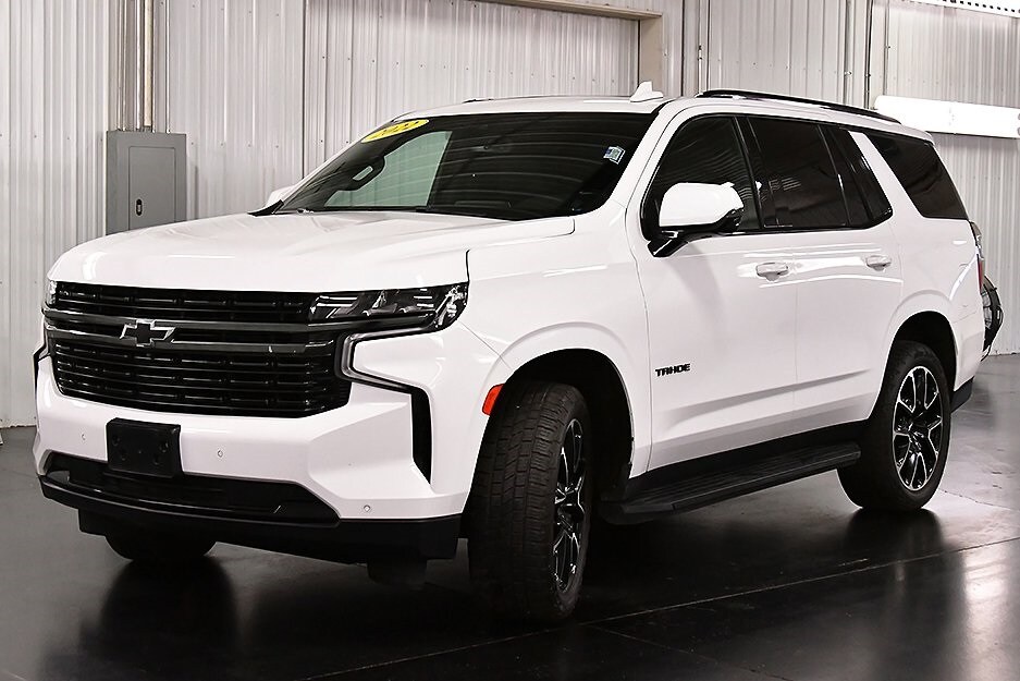 2022 Chevrolet Tahoe RST photo 3
