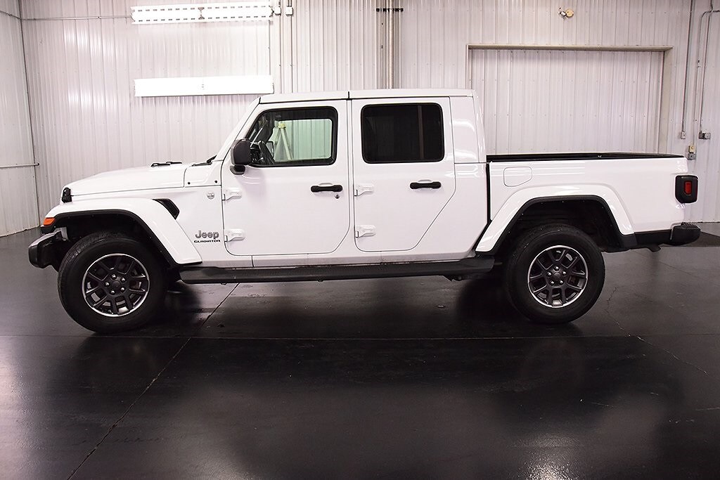 2022 Jeep Gladiator Overland photo 4