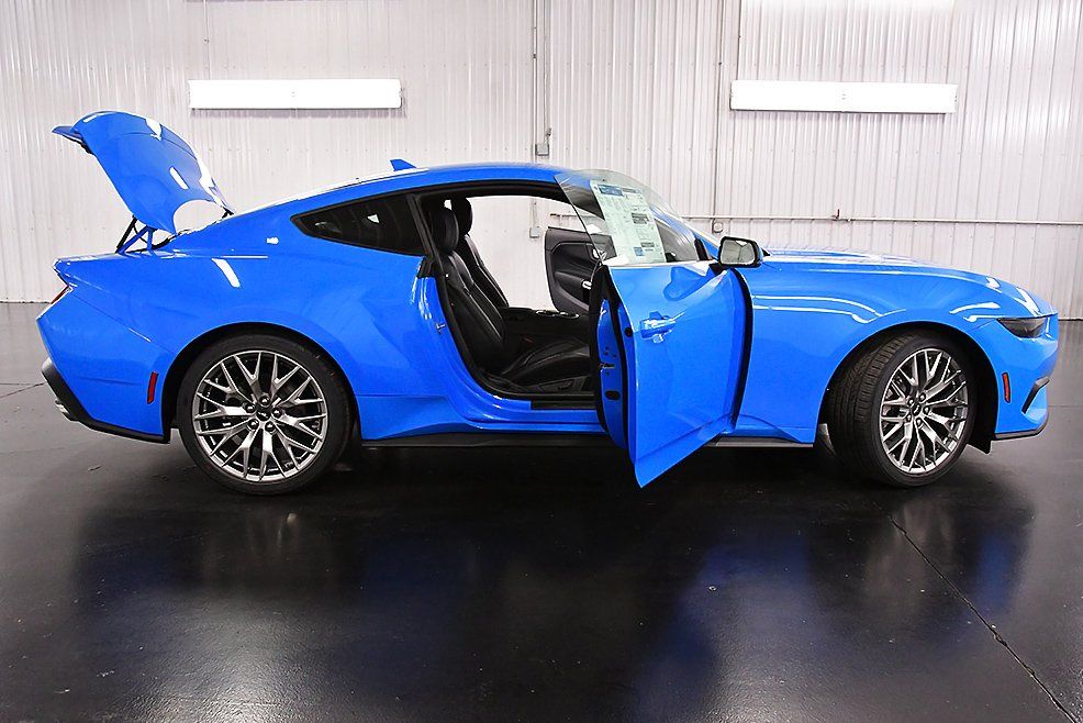2026 Ford Mustang EcoBoost Premium Fastback - Photo 29