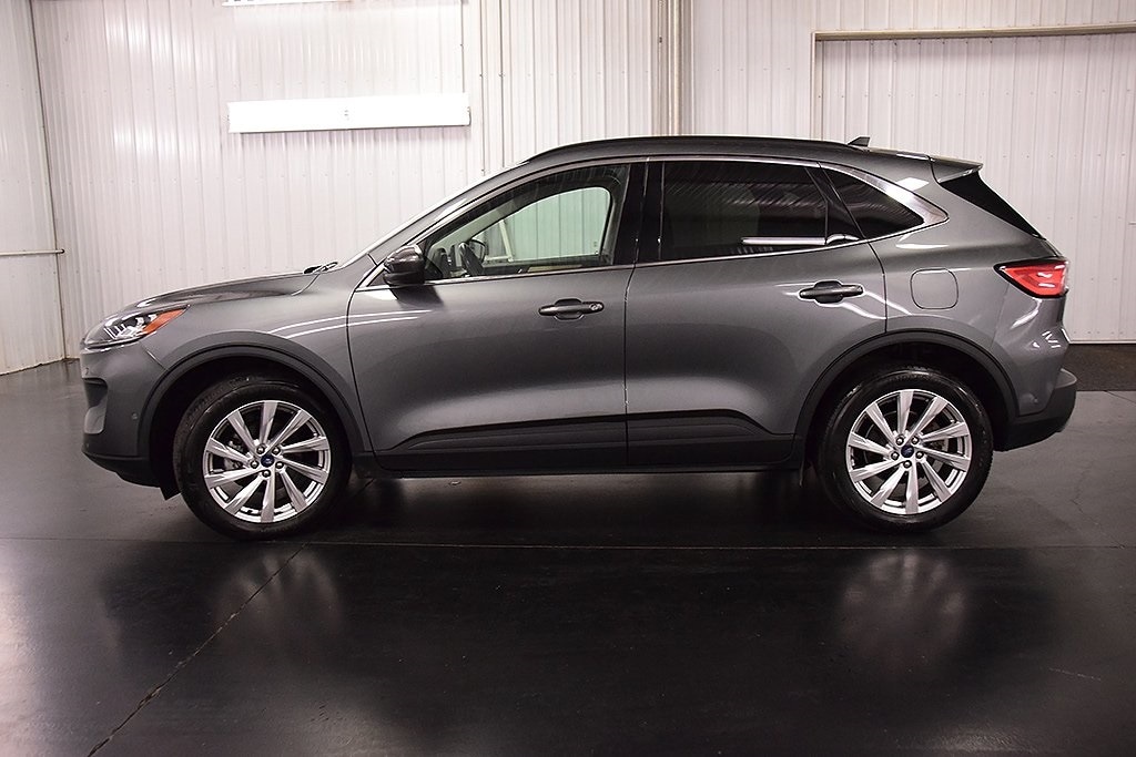 Used 2022 Ford Escape Titanium SUV