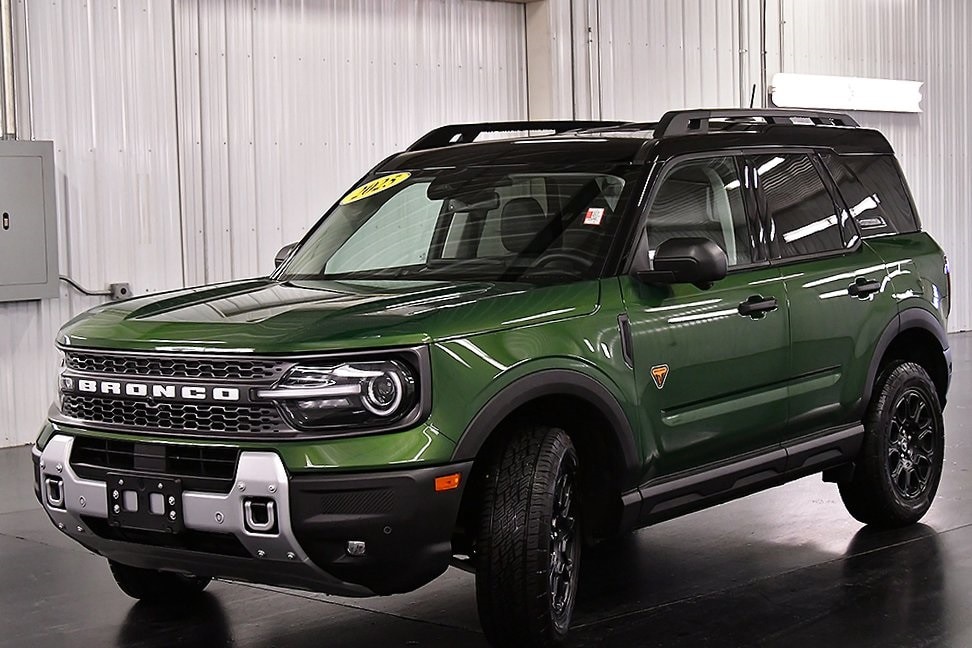 2025 Ford Bronco Sport Badlands photo 3