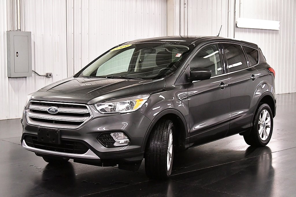 2019 Ford Escape SE photo 3