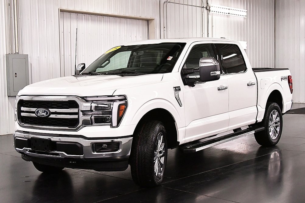 2025 Ford F-150 Lariat photo 3