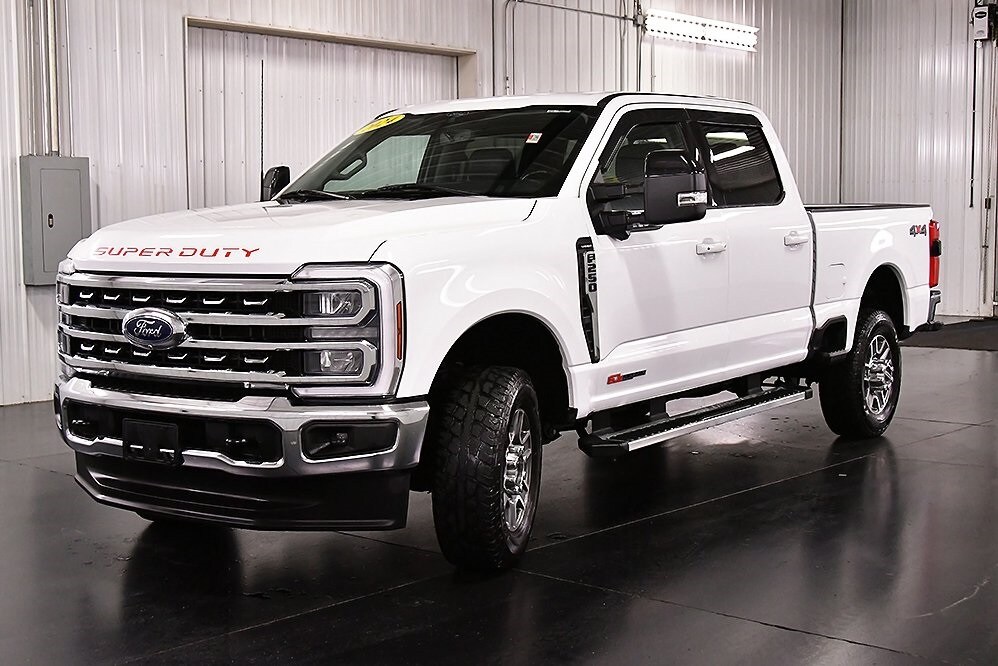 2024 Ford F-250 photo 2