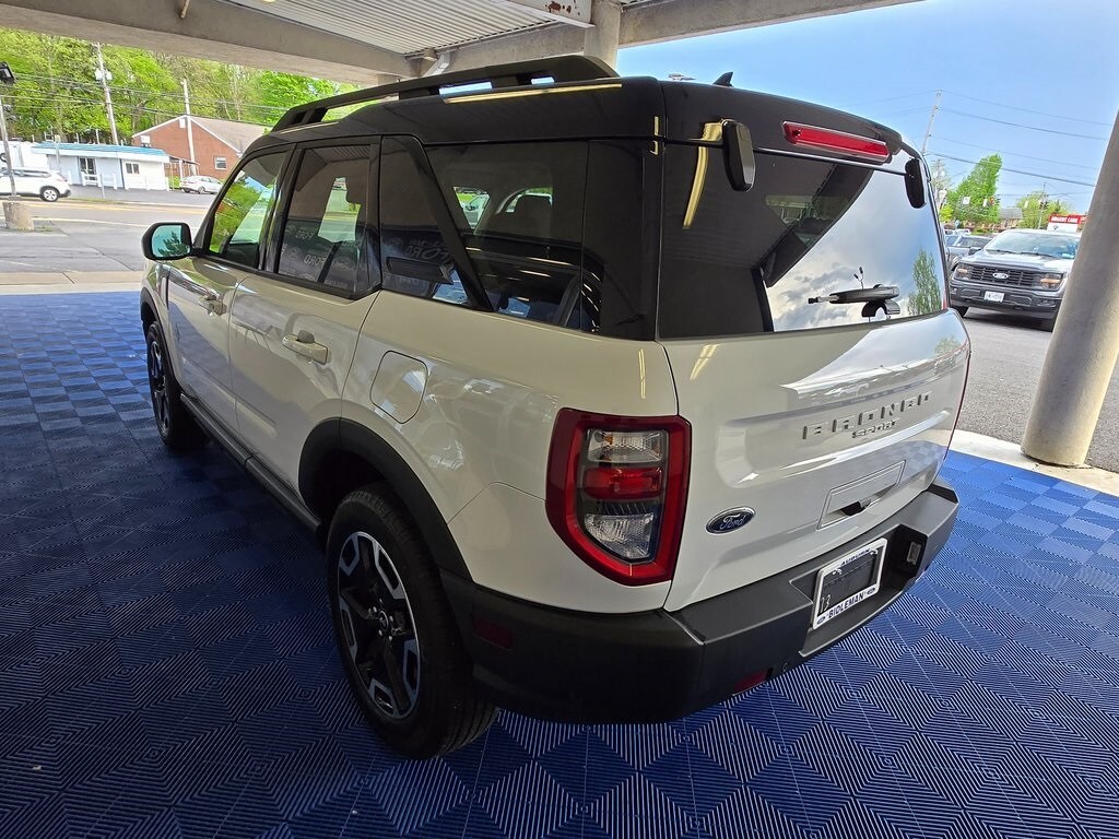 2024 Ford Bronco Sport Outer Banks photo 4