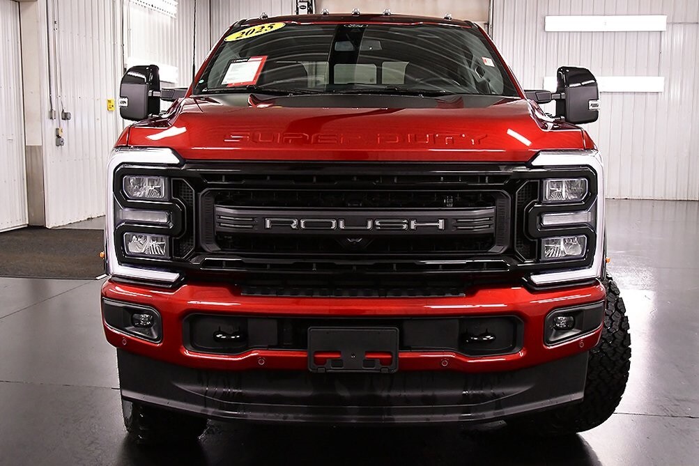 2025 Ford F-250 photo 2