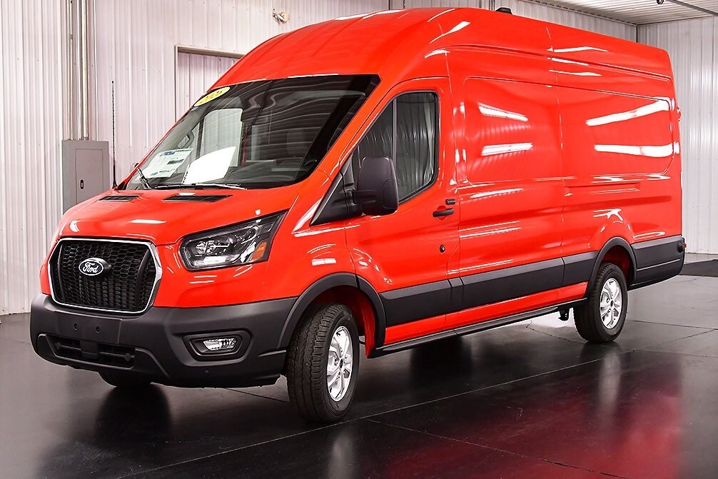 2026 Ford Transit photo 2