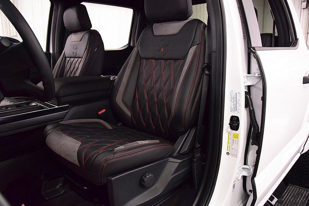2025 Ford F-150 STX - Photo 27