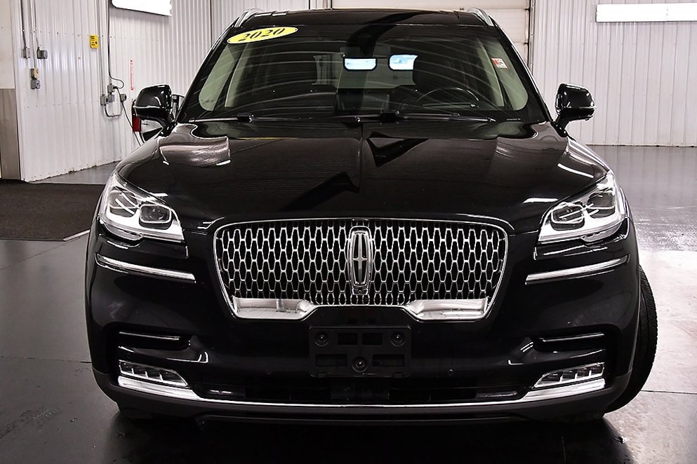 Used 2020 Lincoln Aviator Reserve with VIN 5LM5J7XC8LGL01471 for sale in Medina, NY