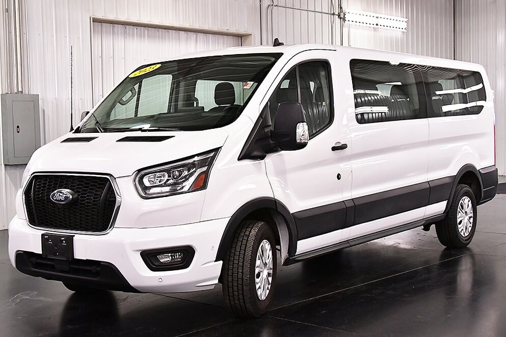 2023 Ford Transit photo 2