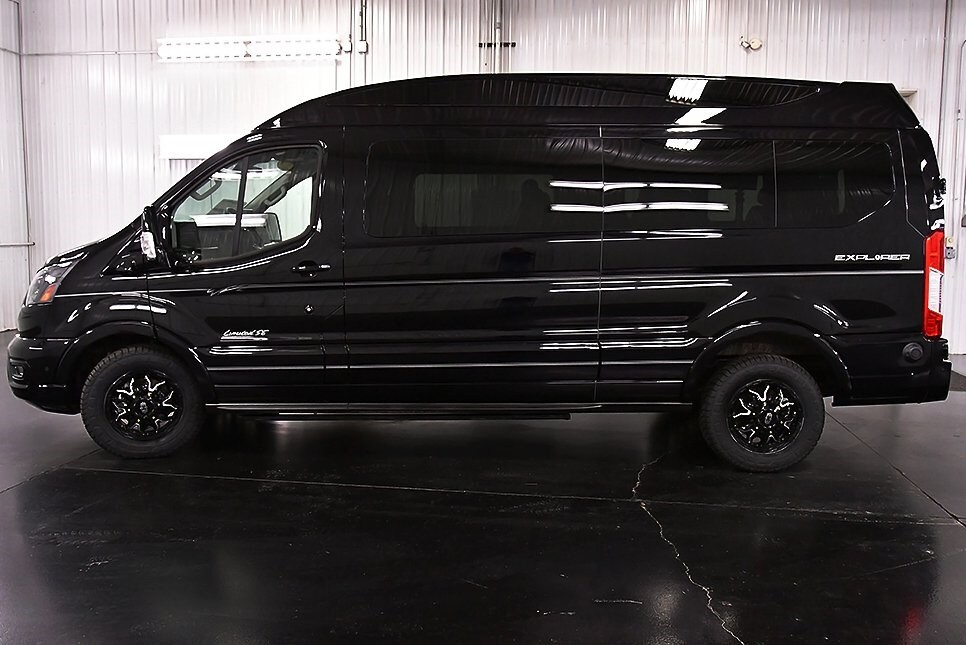 2024 Ford Transit photo 4