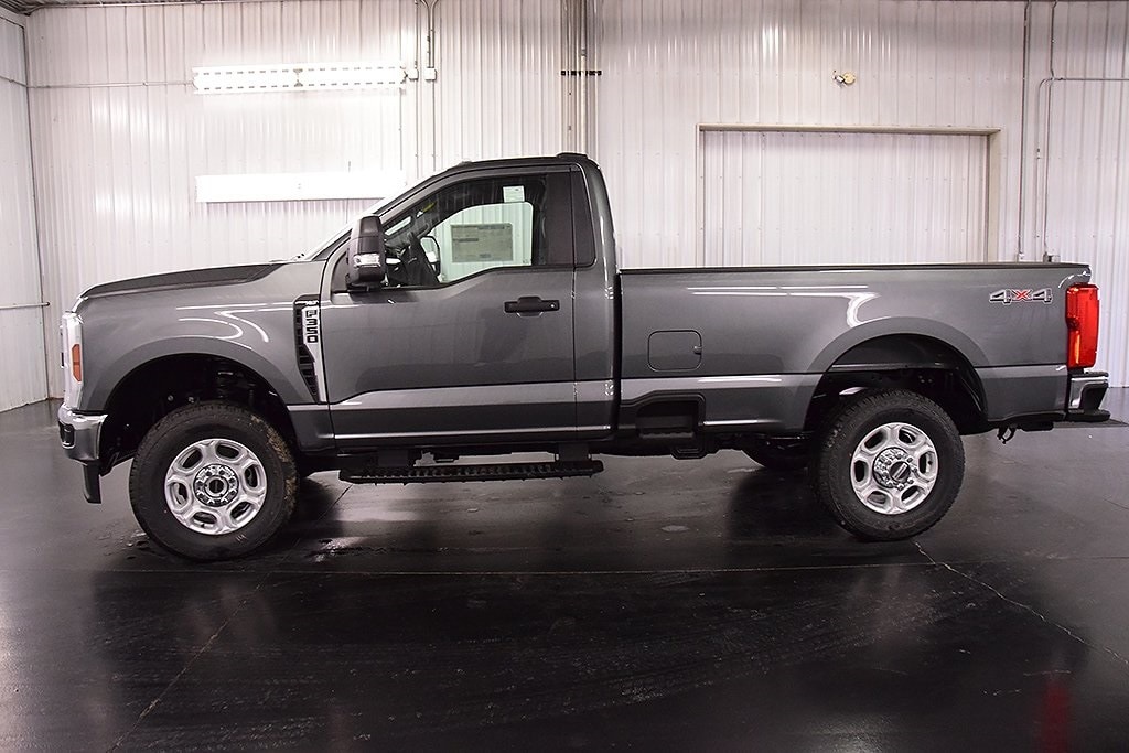 2026 Ford F-350 photo 4