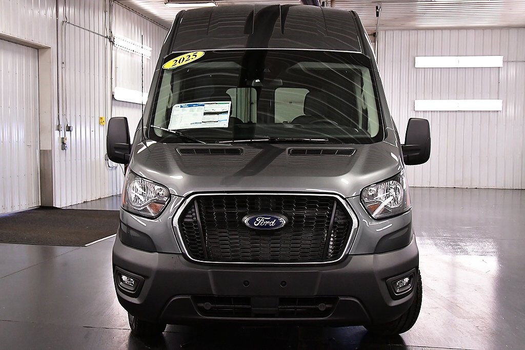 2025 Ford Transit photo 2