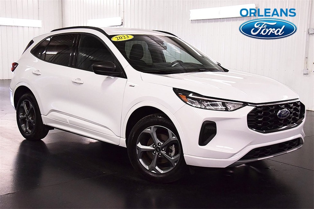 2023 Ford Escape ST-Line's photo